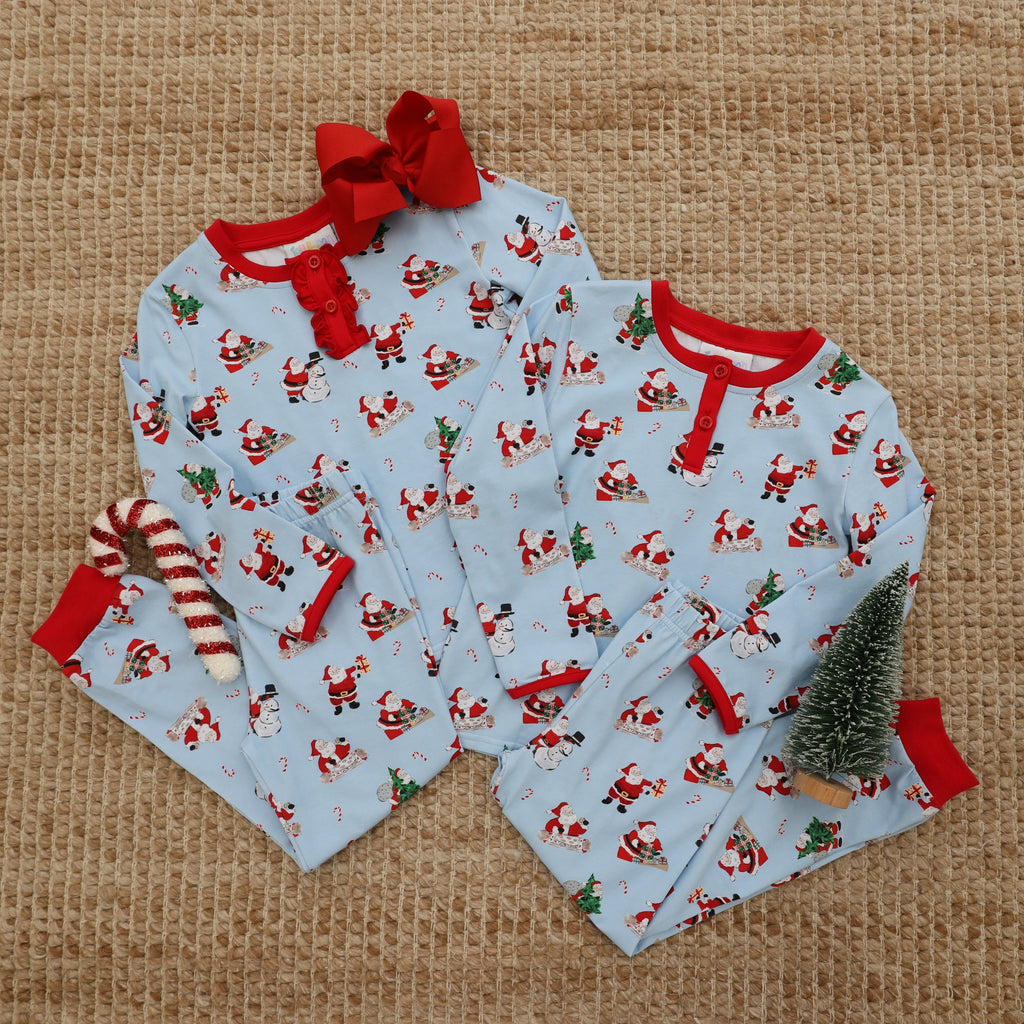 Here Comes Santa Claus Noelle LS Set